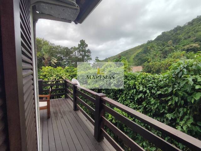 Sobrado para Venda em São Sebastião - 2