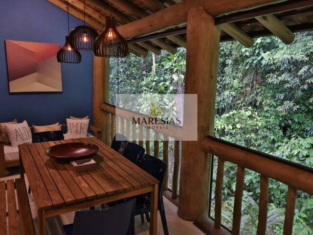 Sobrado para Venda em São Sebastião - 2