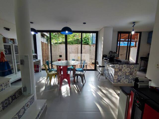 Sobrado para Venda em São Sebastião - 5