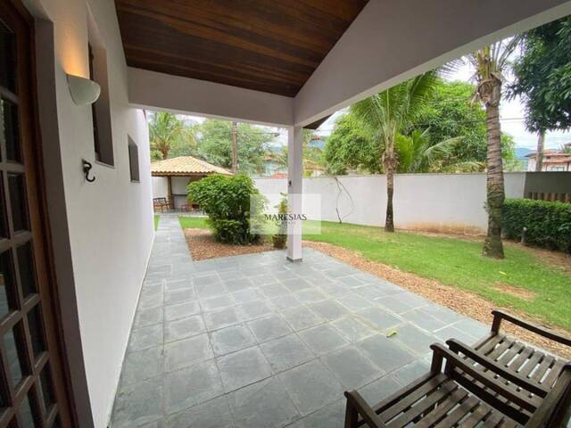 Sobrado para Venda em São Sebastião - 2