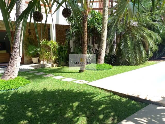 Sobrado para Venda em São Sebastião - 2