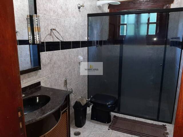 Sobrado para Venda em São Sebastião - 2