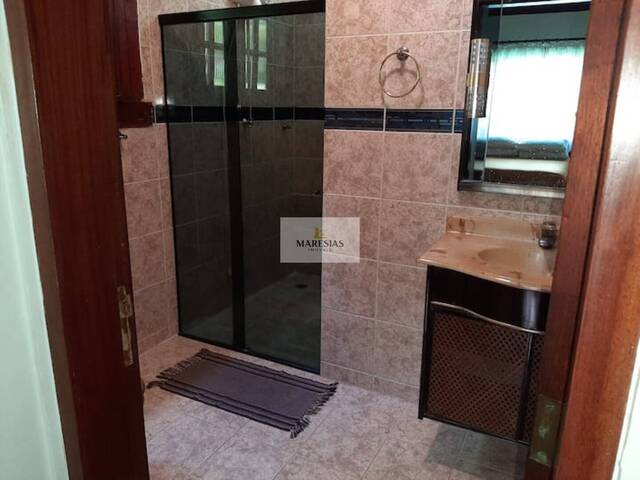 Sobrado para Venda em São Sebastião - 4