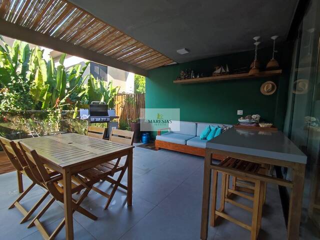 Sobrado para Venda em São Sebastião - 4