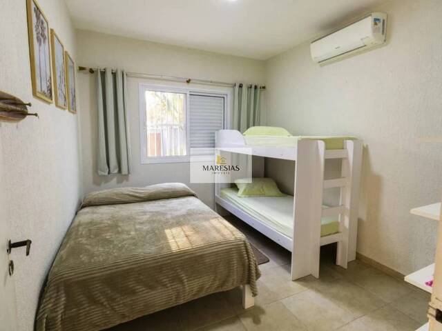 Sobrado para Venda em São Sebastião - 2