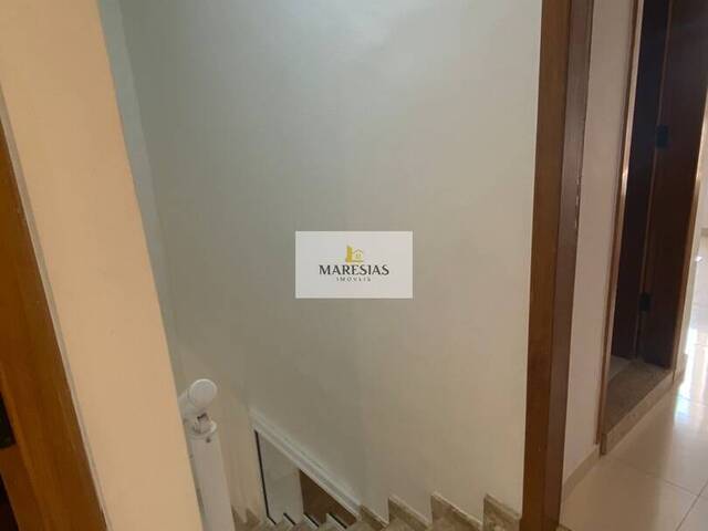 Sobrado para Venda em São Sebastião - 4