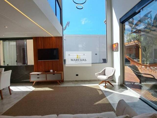 Casa para Venda em São Sebastião - 3