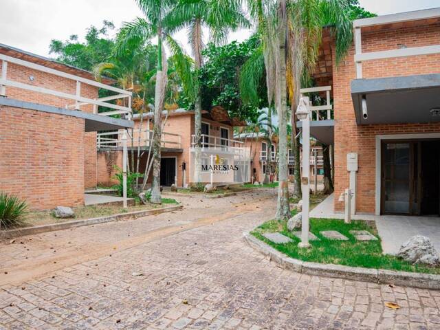 Sobrado para Venda em São Sebastião - 5