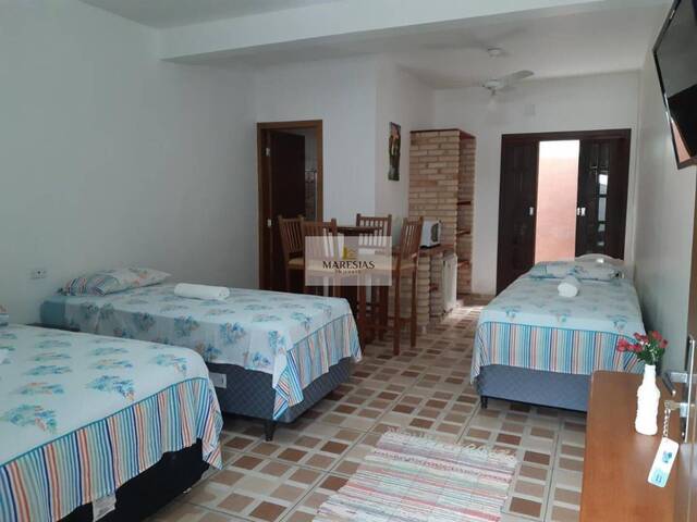 Sobrado para Venda em São Sebastião - 3