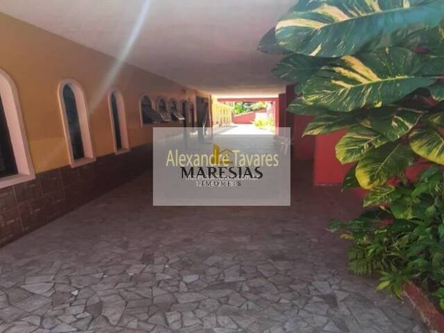 Sobrado para Venda em São Sebastião - 4