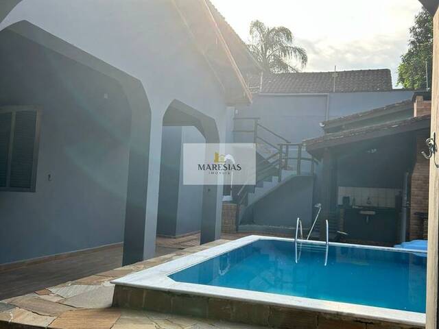 Sobrado para Venda em São Sebastião - 4