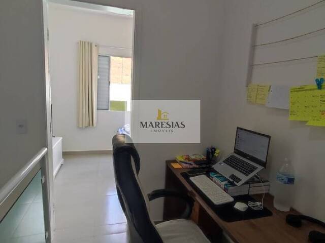 Sobrado para Venda em São Sebastião - 4