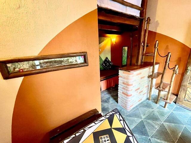 Sobrado para Venda em São Sebastião - 4