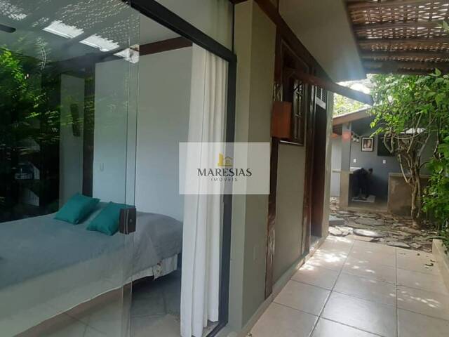 Sobrado para Venda em São Sebastião - 2