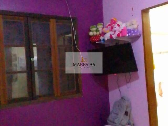 Sobrado para Venda em São Sebastião - 2