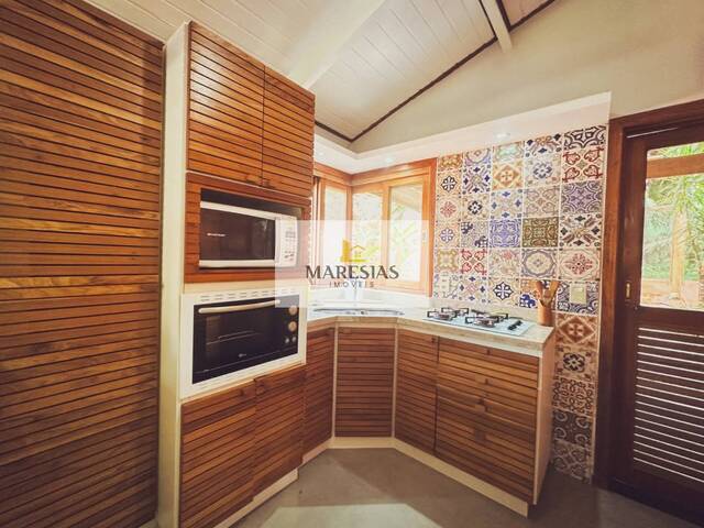 #598 - Sobrado para Venda em São Sebastião - SP