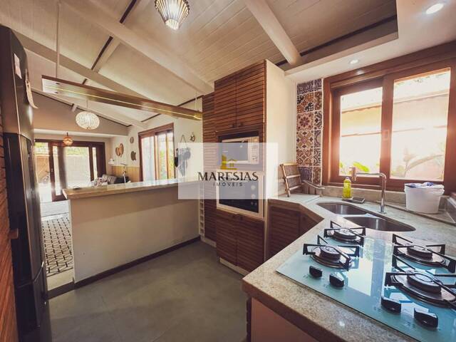 Sobrado para Venda em São Sebastião - 5