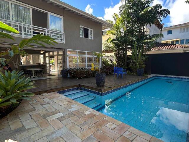 #610 - Casa para Venda em São Sebastião - SP