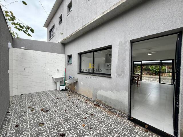 #625 - Casa para Venda em São Sebastião - SP
