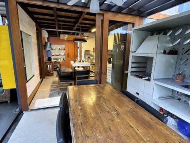 #640 - Casa para Venda em São Sebastião - SP