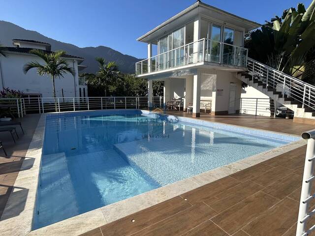 #639 - Casa para Venda em São Sebastião - SP