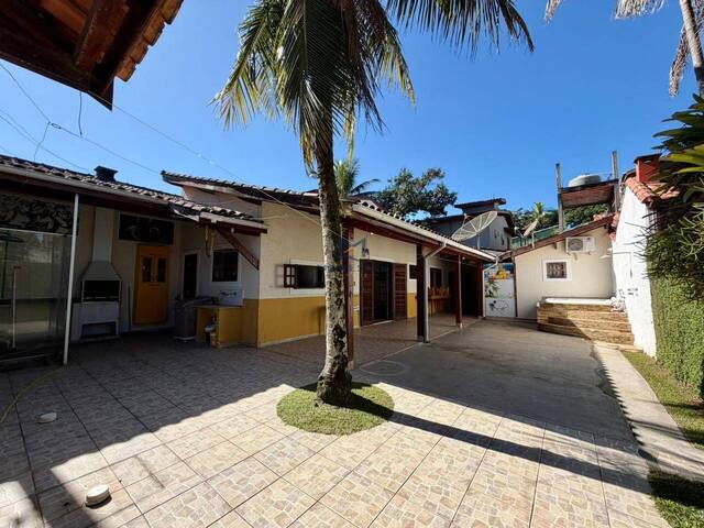 Casa para Venda em São Sebastião - 4