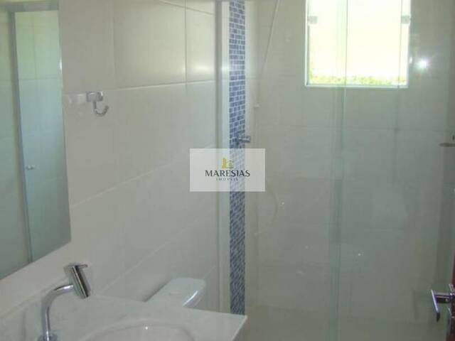 Sobrado para Venda em São Sebastião - 3