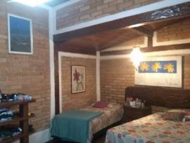 Sobrado para Venda em São Sebastião - 5