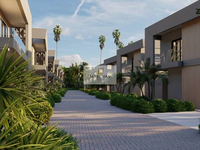 Sobrado para Venda em São Sebastião - 3