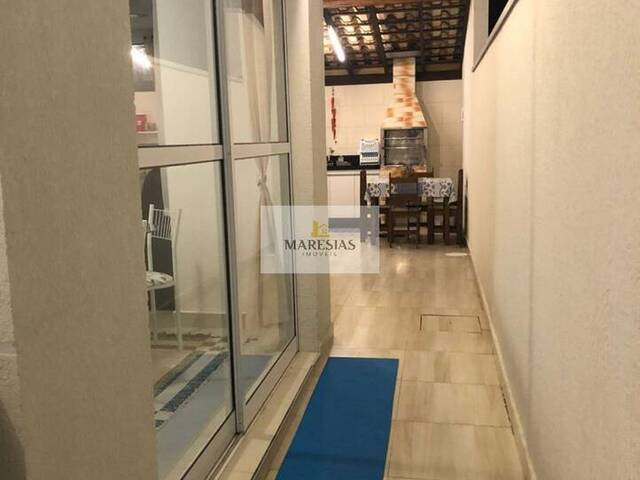 Sobrado para Venda em São Sebastião - 3