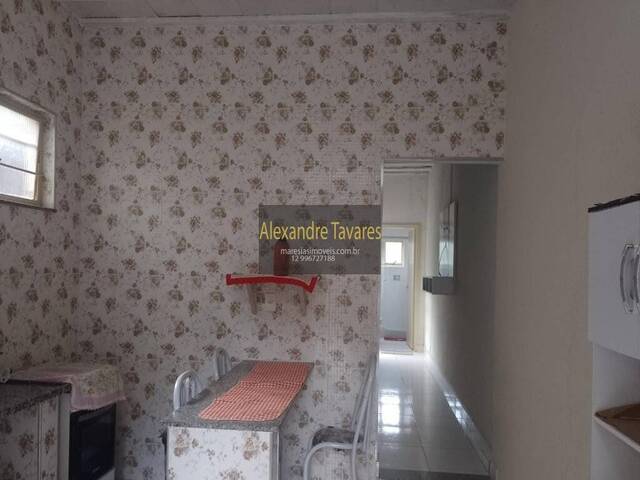 Sobrado para Venda em São Sebastião - 4