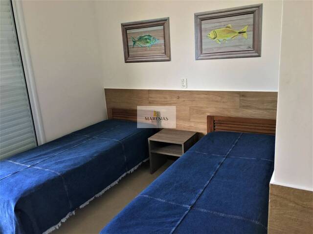 Sobrado para Venda em São Sebastião - 2