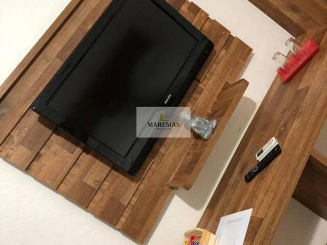 Sobrado para Venda em São Sebastião - 3