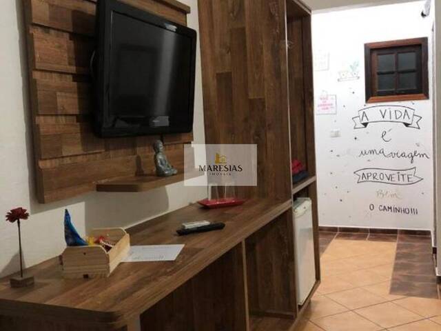 Sobrado para Venda em São Sebastião - 4