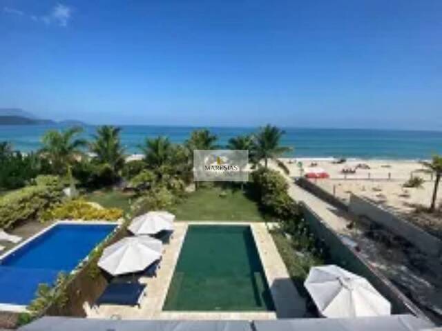 Sobrado para Venda em São Sebastião - 2