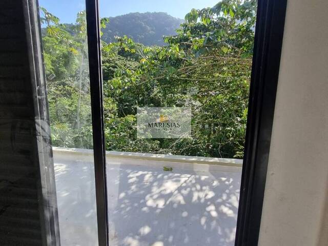 Sobrado para Venda em São Sebastião - 2