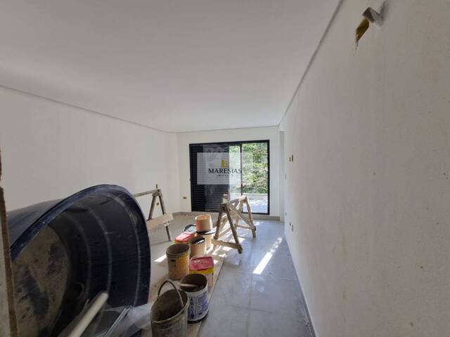 Sobrado para Venda em São Sebastião - 4