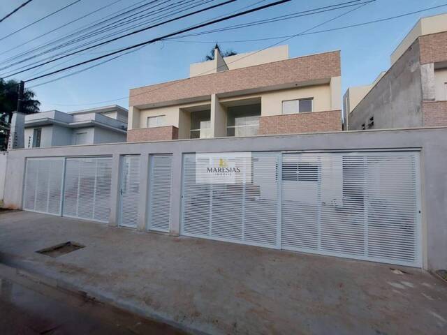 Sobrado para Venda em São Sebastião - 3