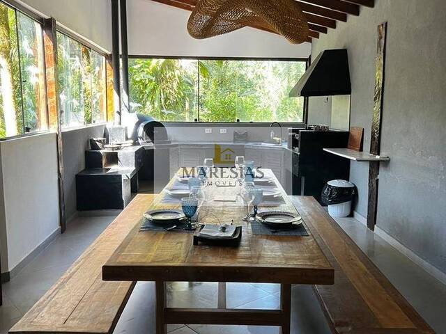 Sobrado para Venda em São Sebastião - 3