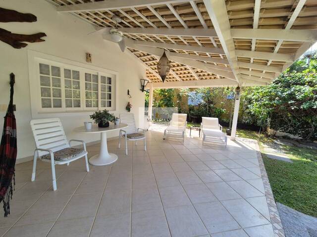 Sobrado para Venda em São Sebastião - 5