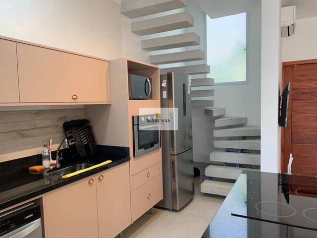 Sobrado para Venda em São Sebastião - 3