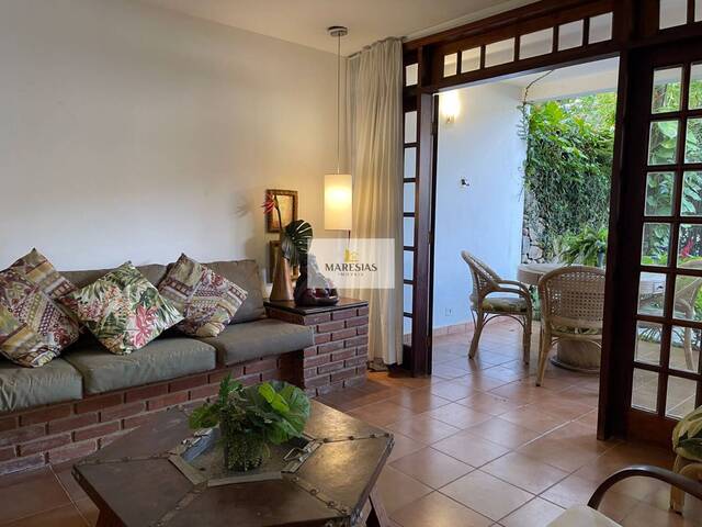 Sobrado para Venda em São Sebastião - 3