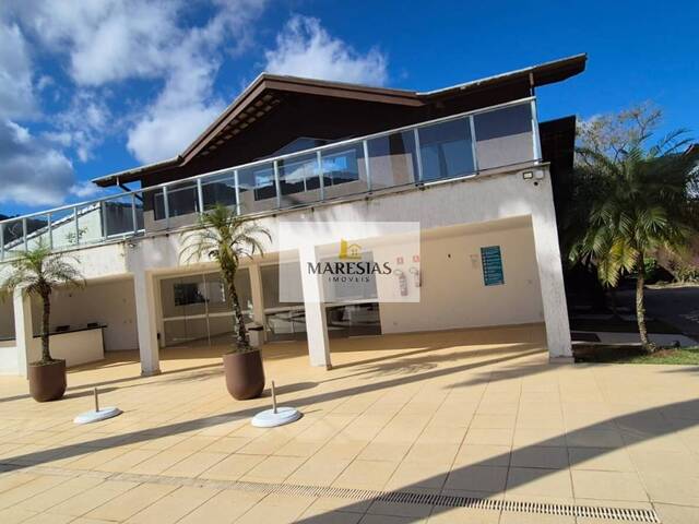 Sobrado para Venda em São Sebastião - 4