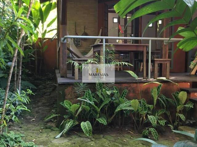 Sobrado para Venda em São Sebastião - 2