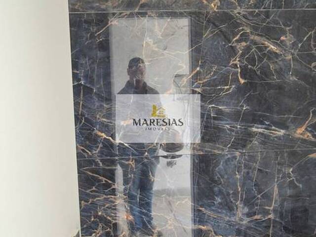 Sobrado para Venda em São Sebastião - 4