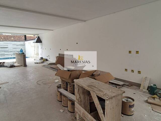 Sobrado para Venda em São Sebastião - 5