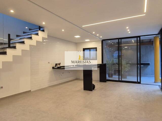 Sobrado para Venda em São Sebastião - 5