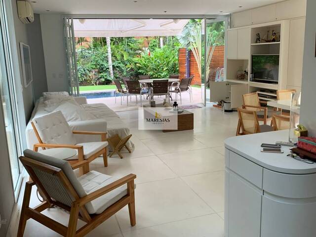 Sobrado para Venda em São Sebastião - 4