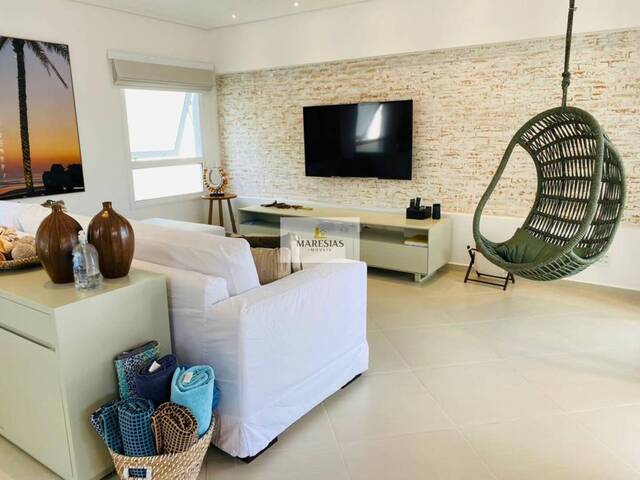 Sobrado para Venda em São Sebastião - 3