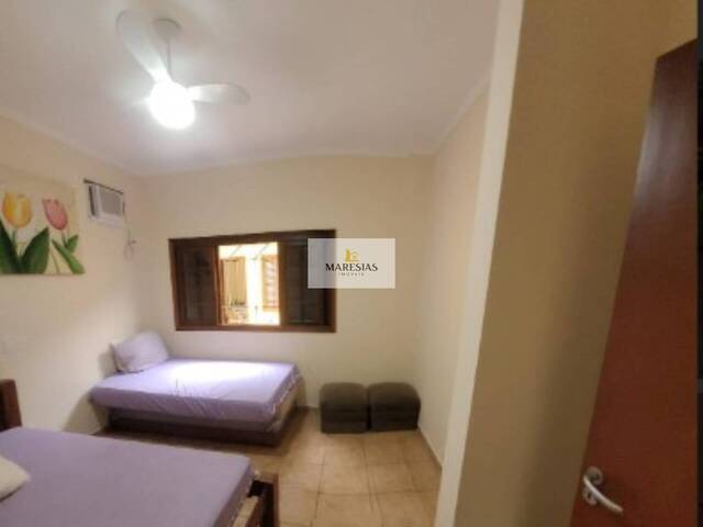 Sobrado para Venda em São Sebastião - 4